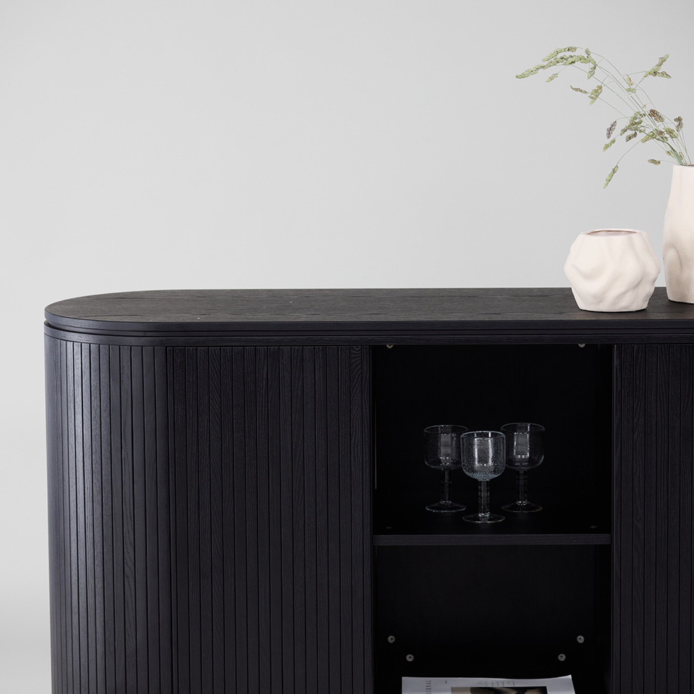 Sidobord Vind Fjällbacka Svart Ovalt Bord med Skåp i Ek med Fanér 160cm