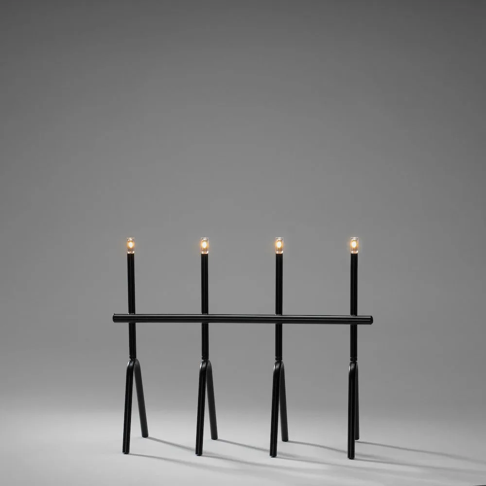 Elljusstake metall svart 4 LED H: 390 mm