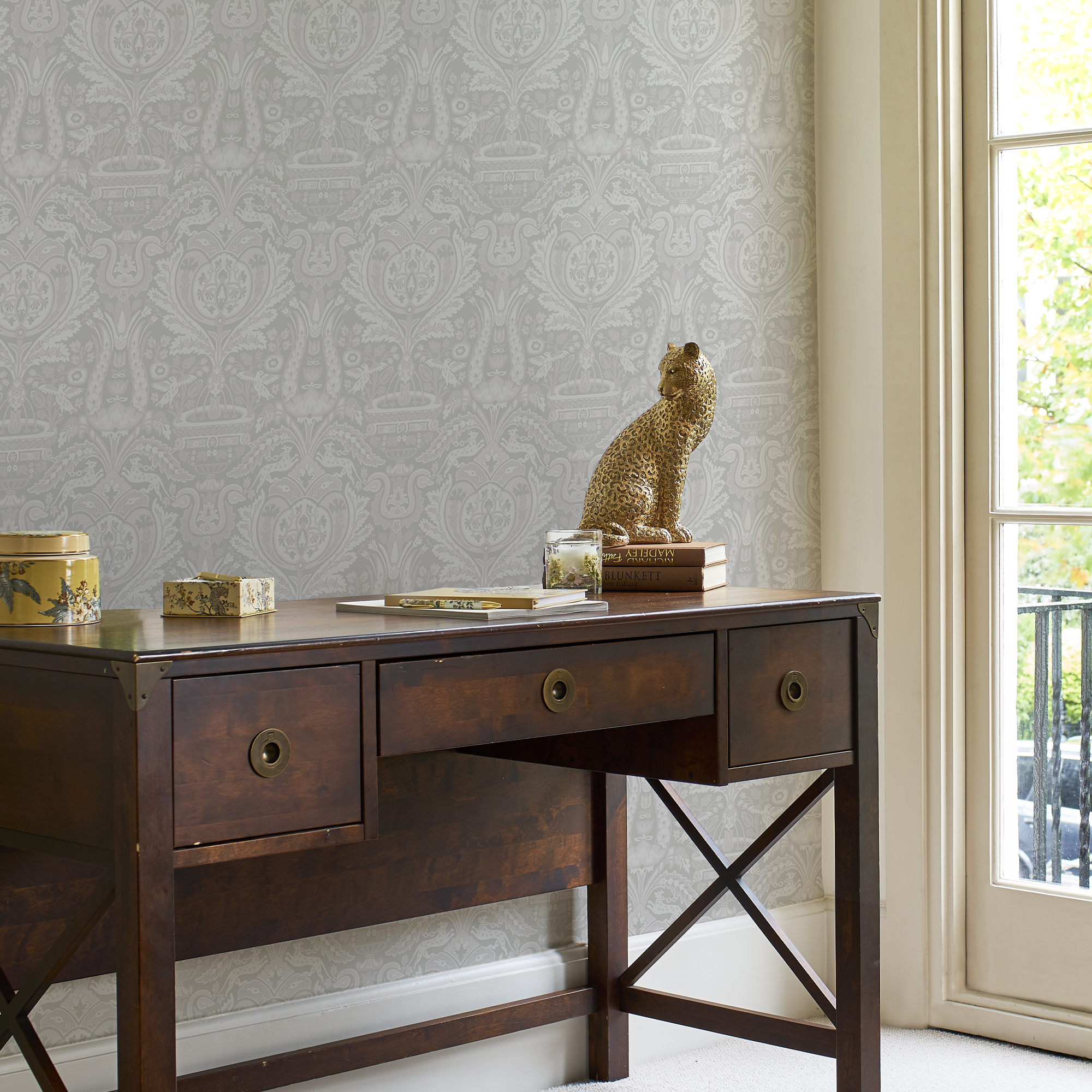 Tapet Laura Ashley Heraldic Damask Slate Gra