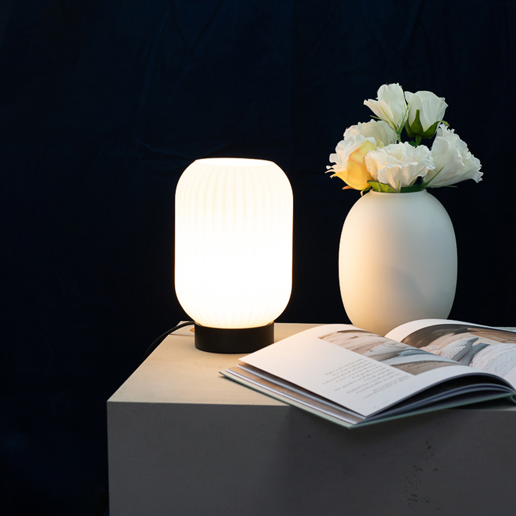 Bordslampa Dyberg Larsen Riflet Låg