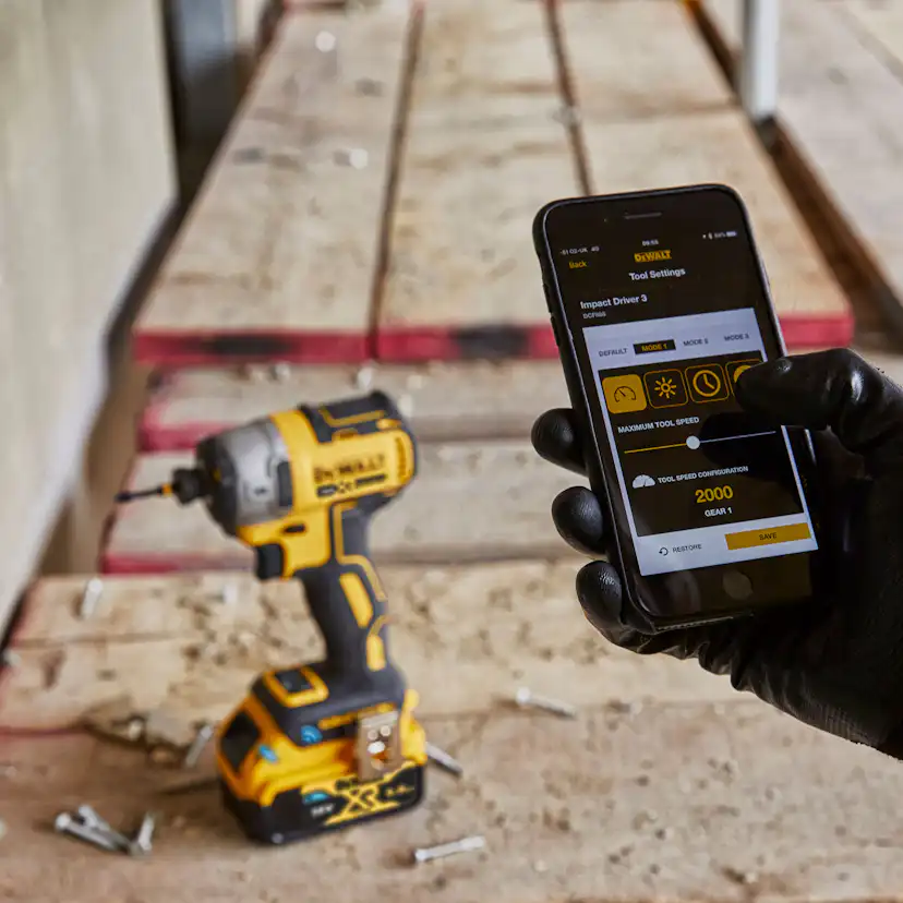 Slagborr/Skruvdragare Dewalt DCF888NT-XJ Utan batteri och laddare 18 V