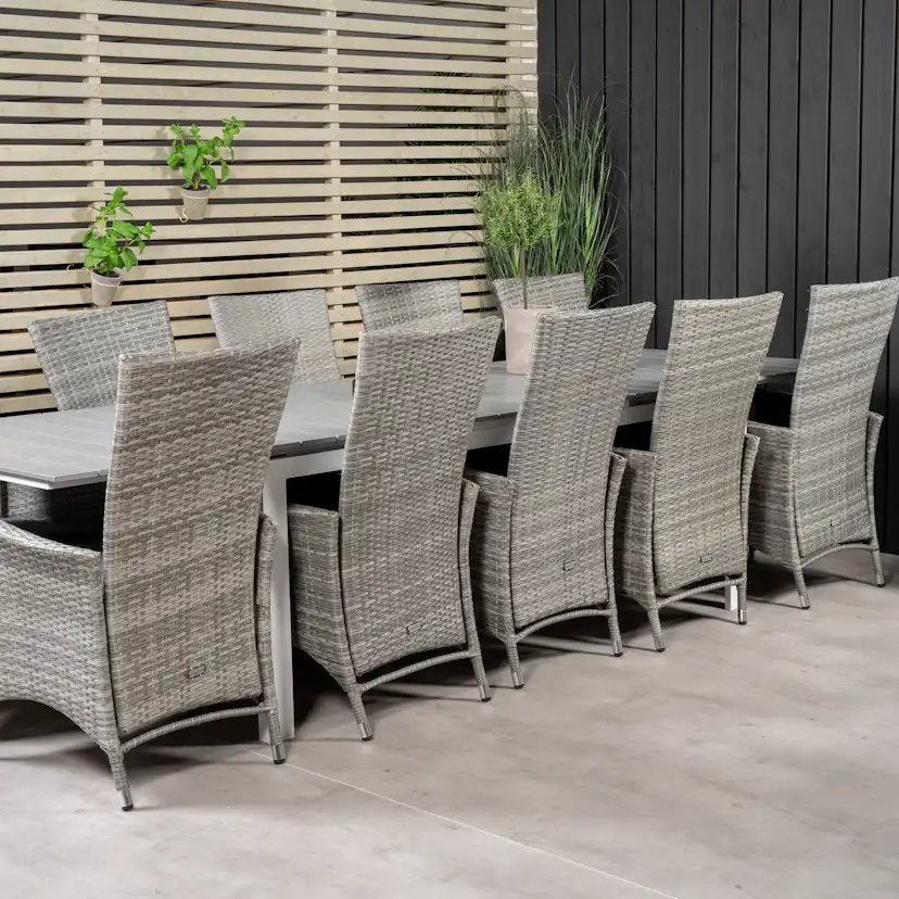 Matgrupp Venture Home Lova 224/324 med 10 Pishi Karmstolar