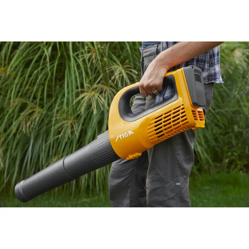 Lövblås STIGA BL 100 E Med Batteri & Laddare