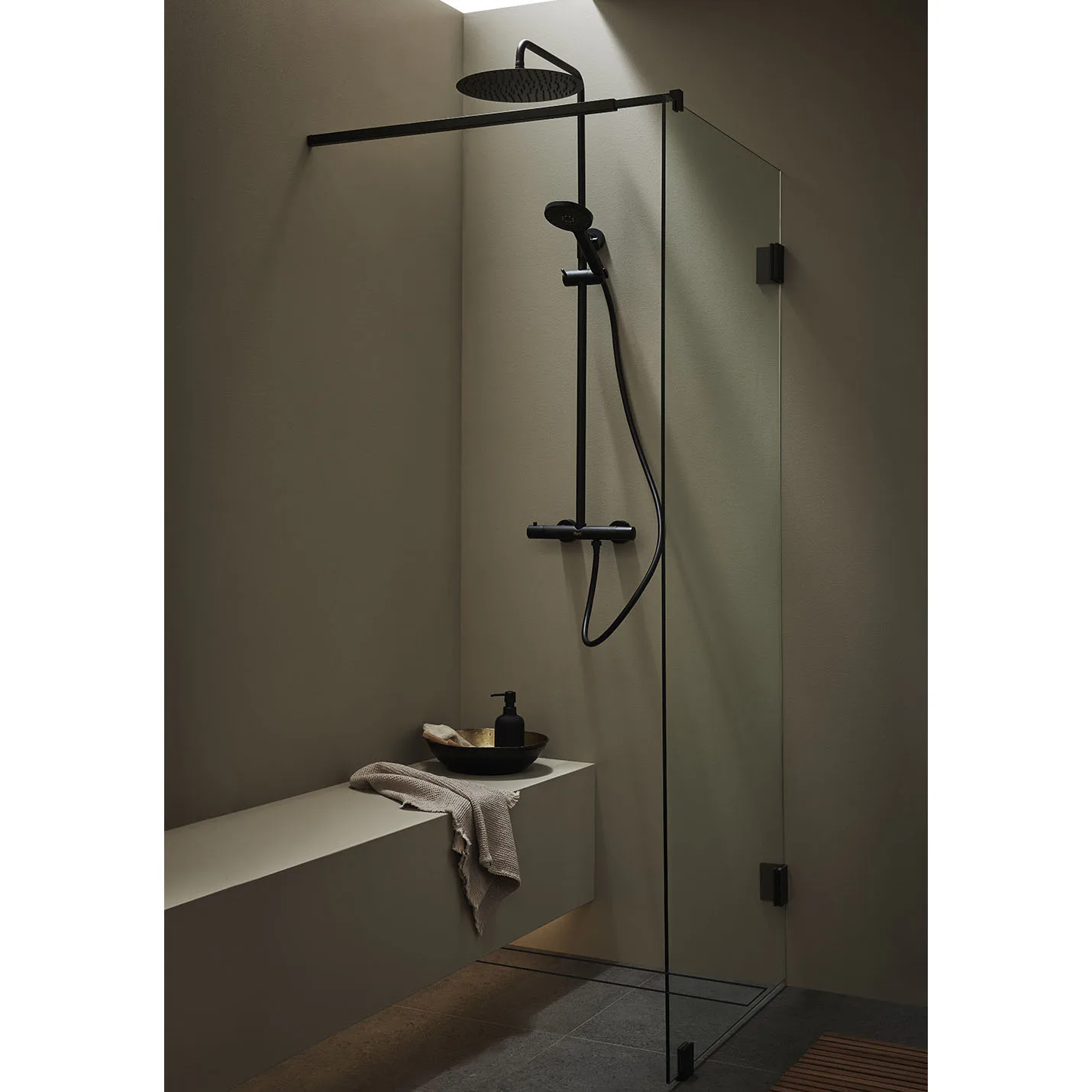 DUSCHVÄGG INFINITY 90 SVART Svart , Bredd: 884 mm