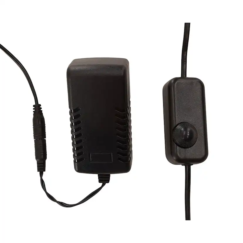 Vägglampa Vind Sörmjöle x Josefin Lustig Svart Aluminium Dimbar