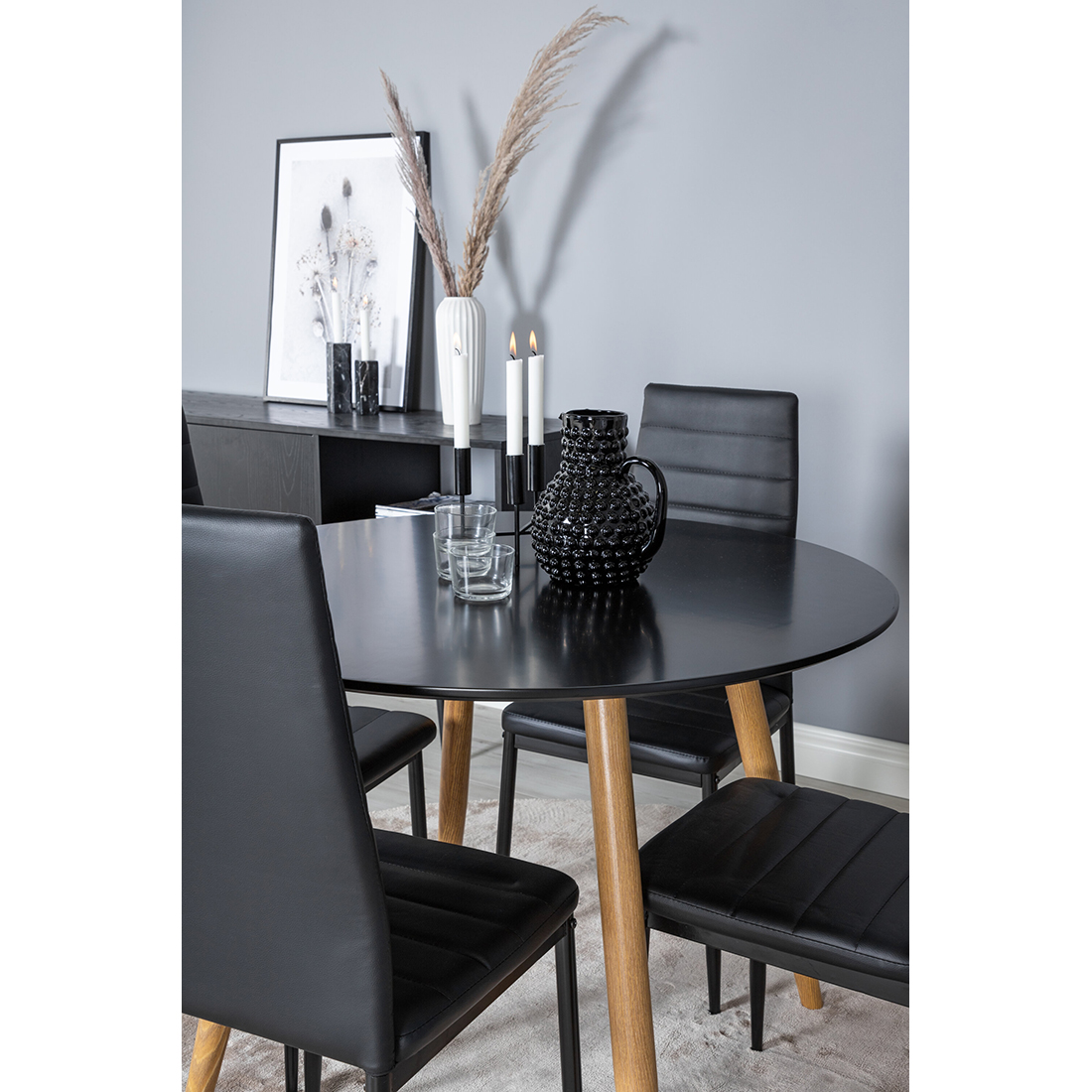 Matgrupp Venture Home Plaza Ø100 cm med 4st Slim Matstolar