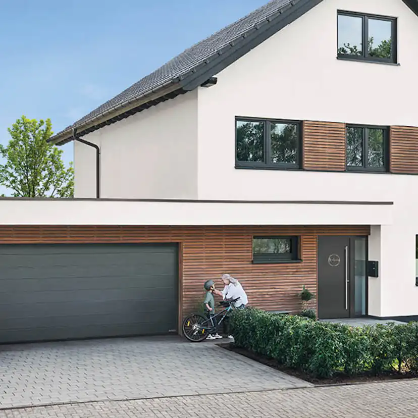 Garageportspaket Hörmann Årets Port 2026 Inklusive Motor