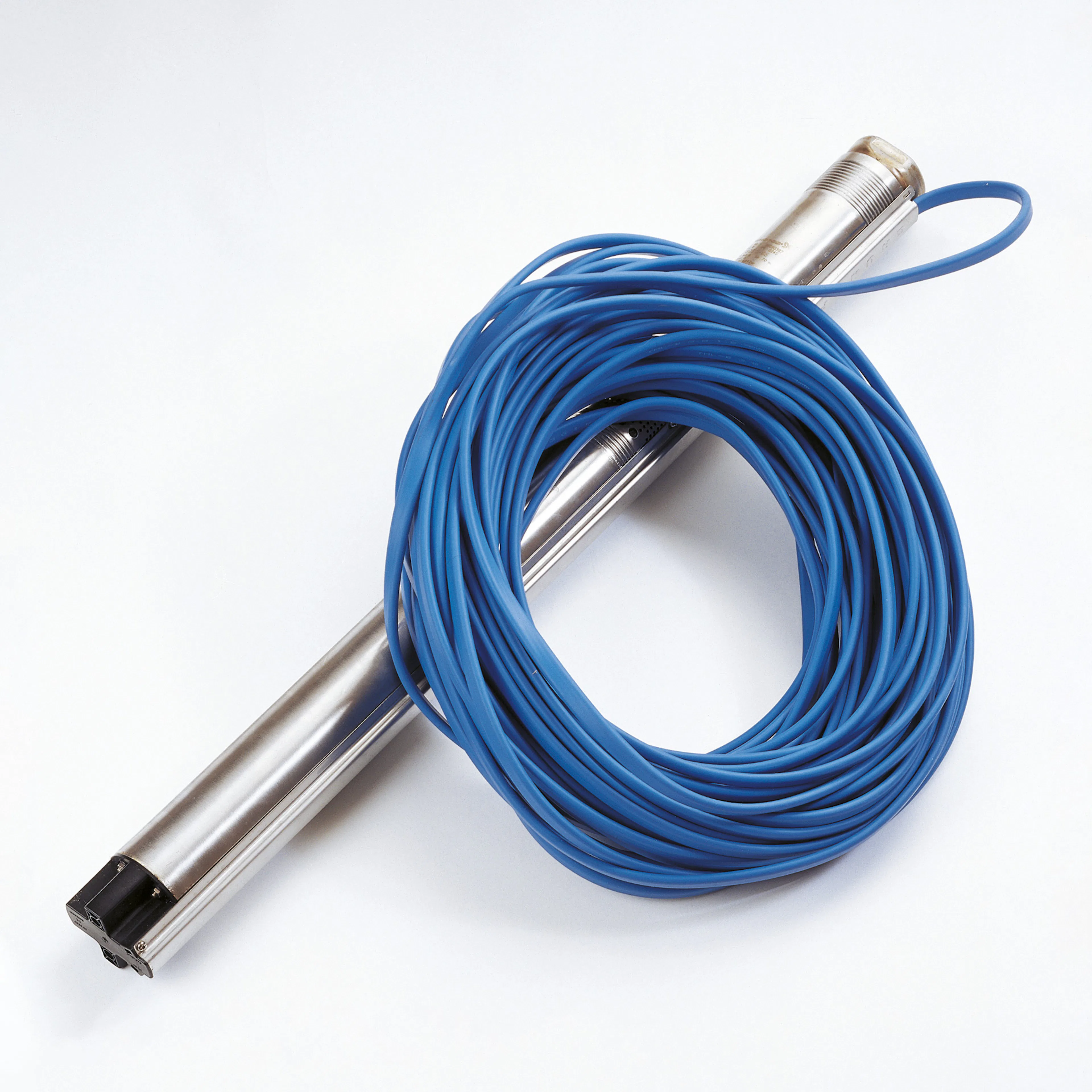 GRUNDFOS SQE 2-70 1.15KW 200-240V 50/60 PUMPPAKET KABEL 60 M Modell: 2-70