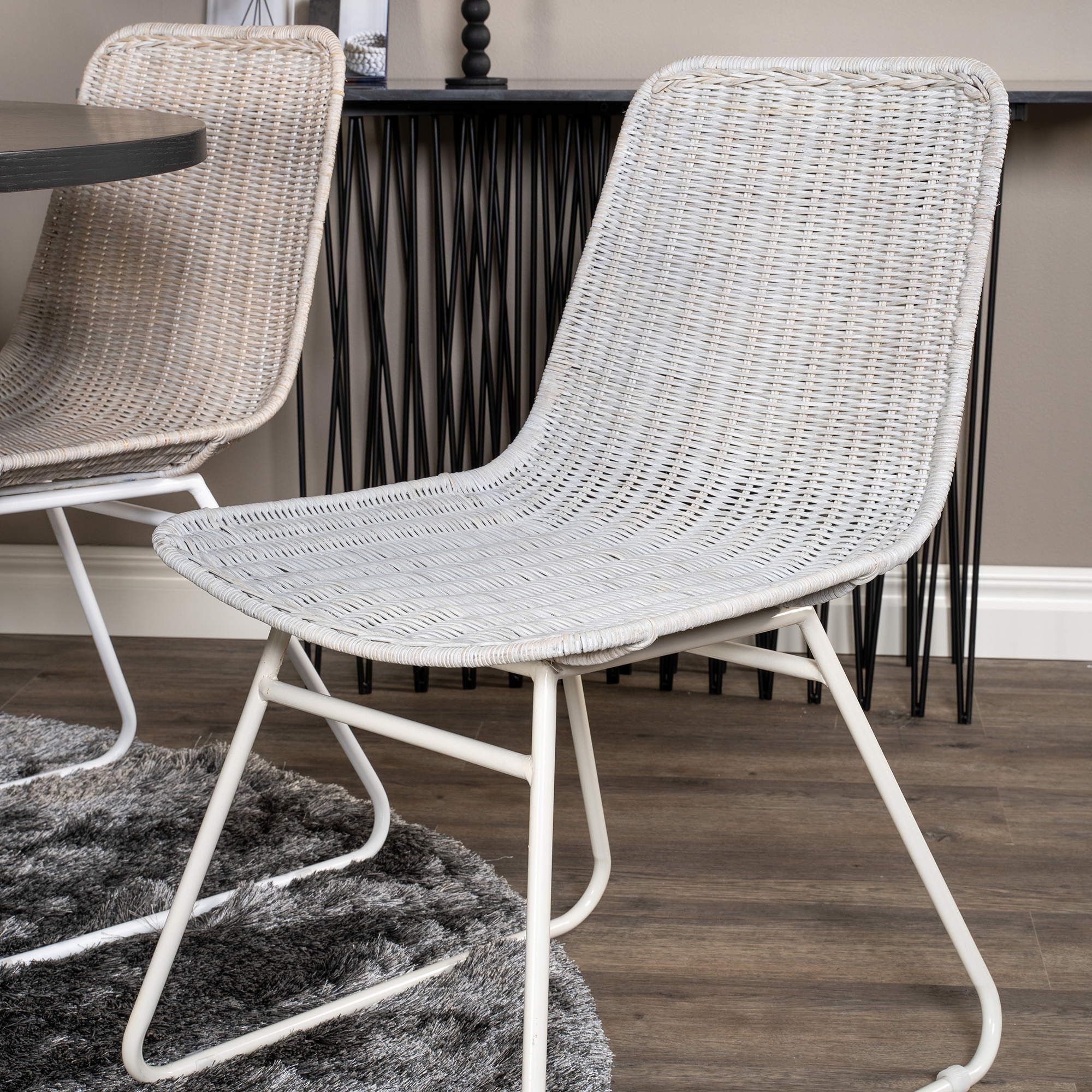 Matgrupp furniture/fashion Copenhagen med 6 Cornelia Stolar