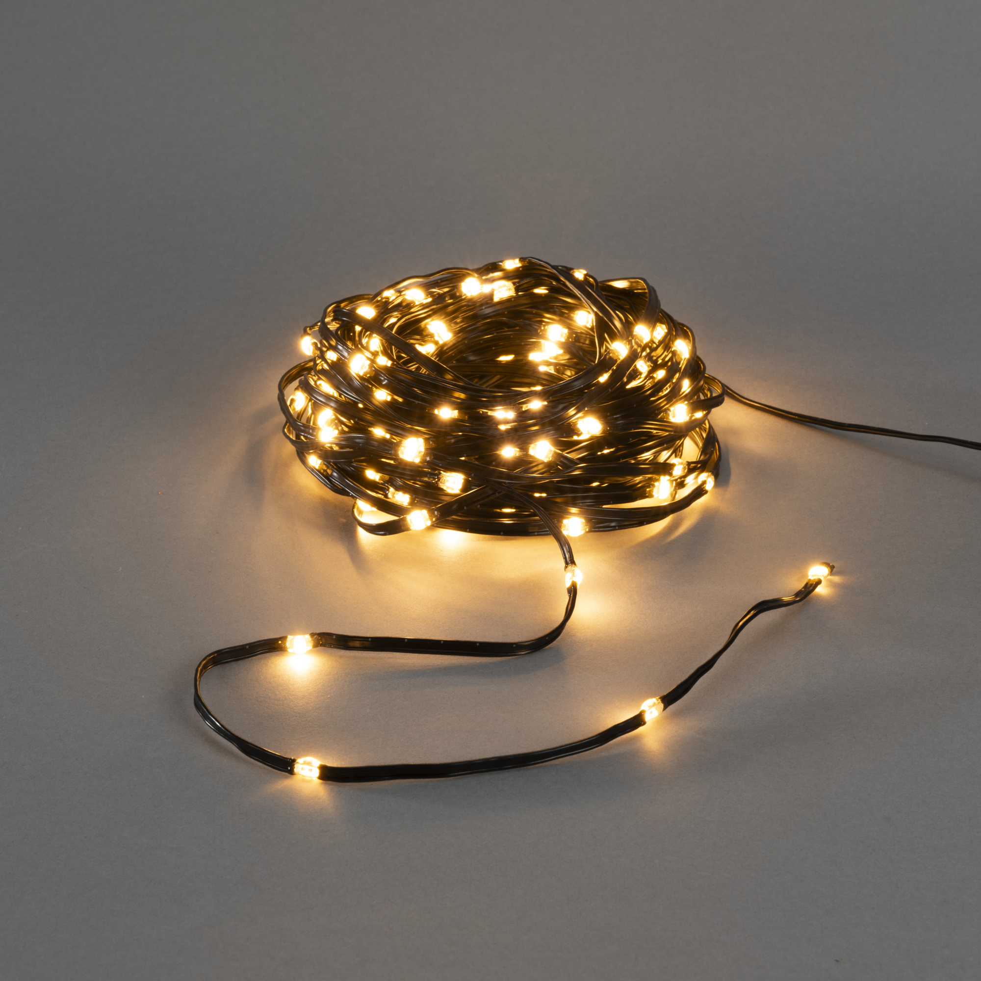 Ljusslinga Gnosjö Konstamide ShineLine 40 meter med 400st LED-lampor Amber Utomhus