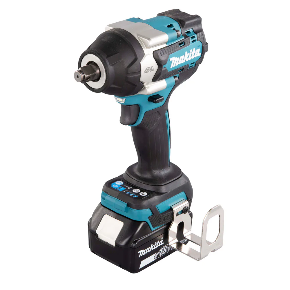 Mutterdragare Makita DTW700RTJ 18V med Batteri och Laddare