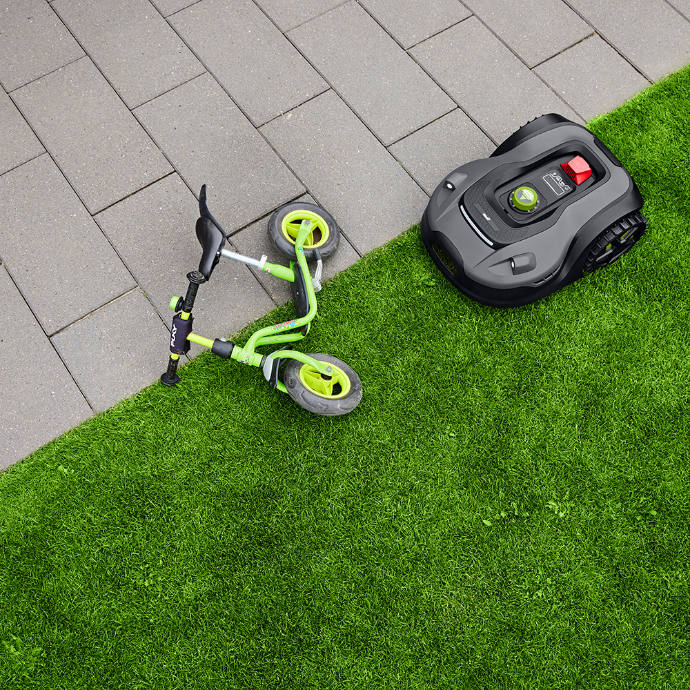 Robotgräsklippare Grouw 2000m2 Ultra