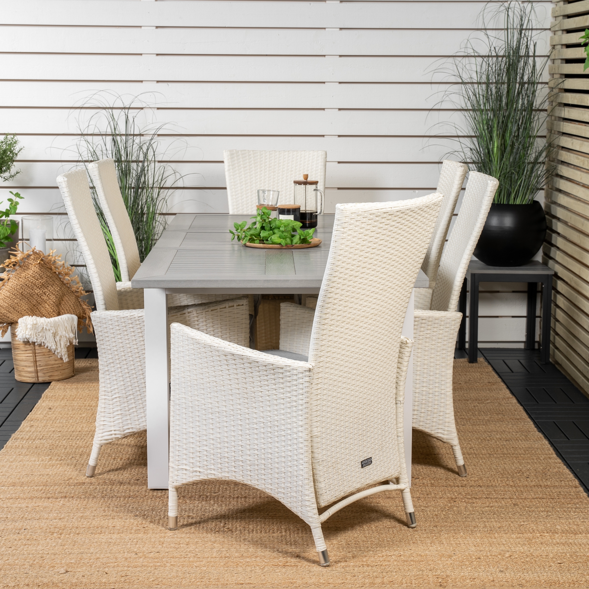 Matgrupp Venture Home Aleyna 152/210 med 6 Pishi Matstolar