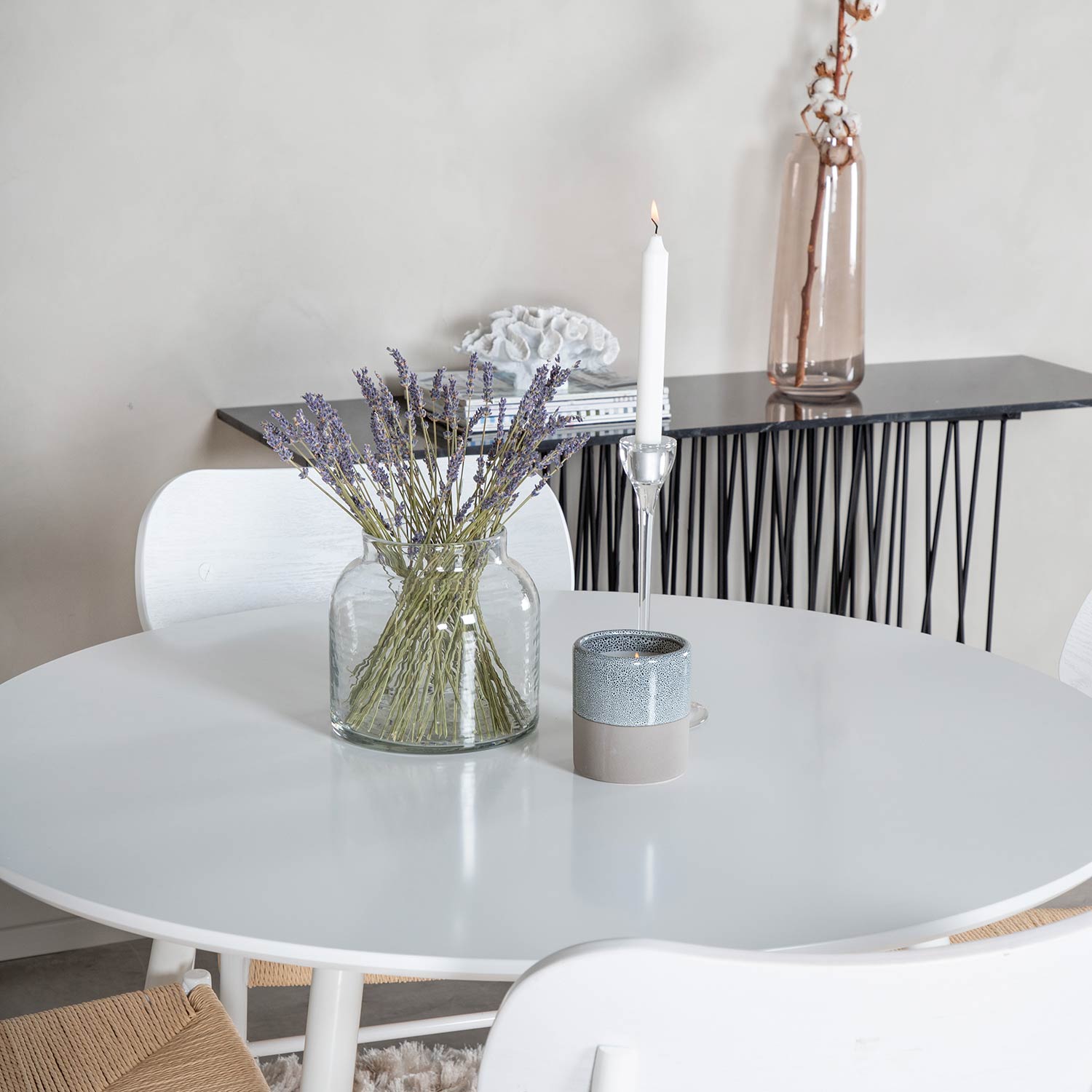 Matgrupp Venture Home Plake med 4 Peggy Stolar Runt