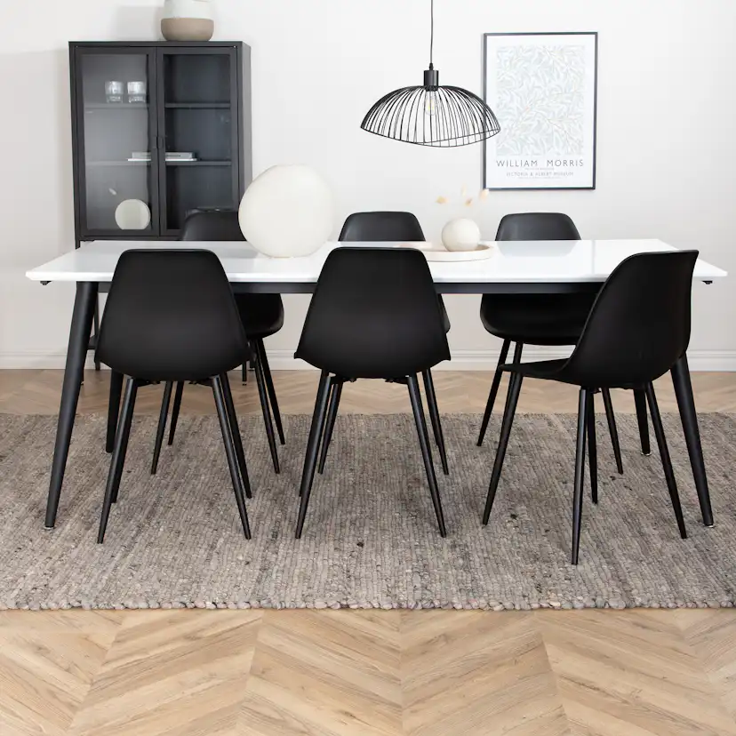 Matgrupp Venture Home Jolie med 6 Pobbie Stolar Järn