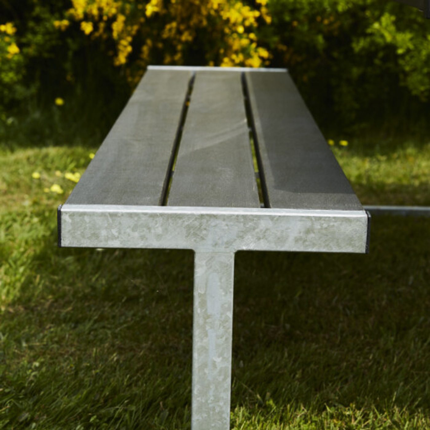 Picknickbord HORTUS Nonwood Antracit Galvaniserad Ram Njord