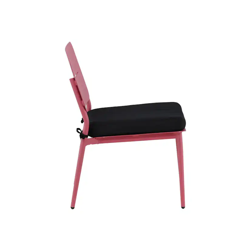 Lina lounge Chair - Pink / Black Cushion Rosa