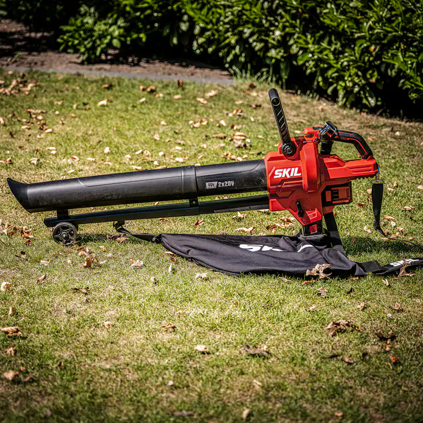 Lövblås/-Sug SKIL 0350 BA Kolborstfri Batteridriven