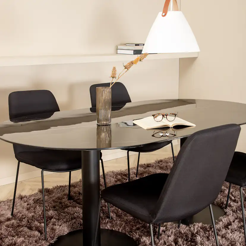 Matgrupp Venture Home Oslo med 4 Muscot Stolar