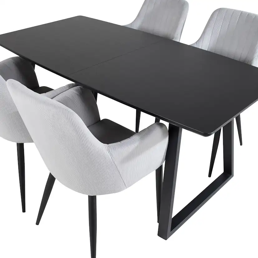 Matgrupp Venture Home Ina med 4 Corina Stolar Manchester