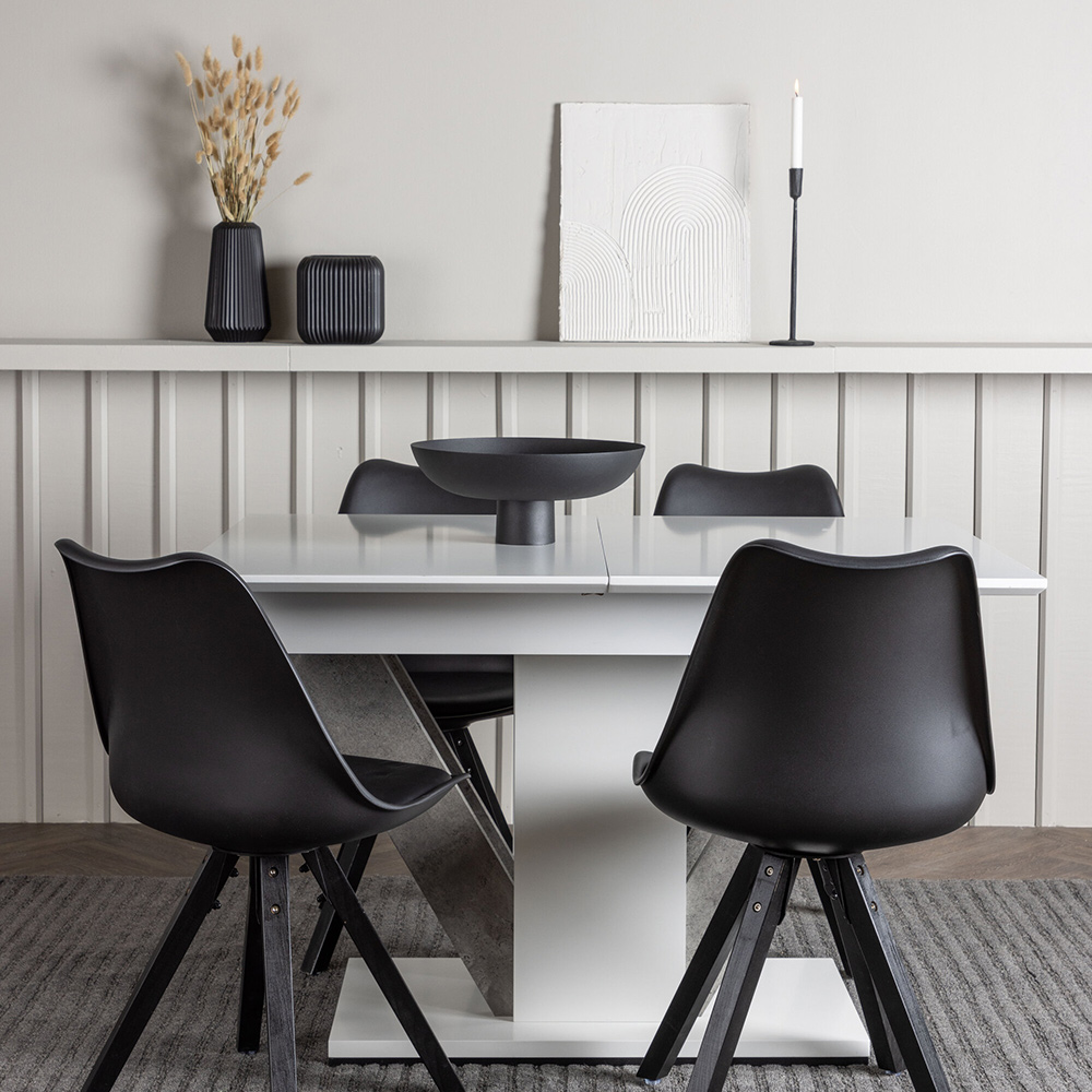 Matgrupp Venture Home Disa med 4 Zeno Stolar