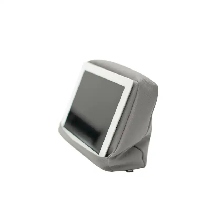 Tabletpillow HitechföriPad/tablet PC Silver/Svart27x9,5x22cm Färg: Silver/Svart