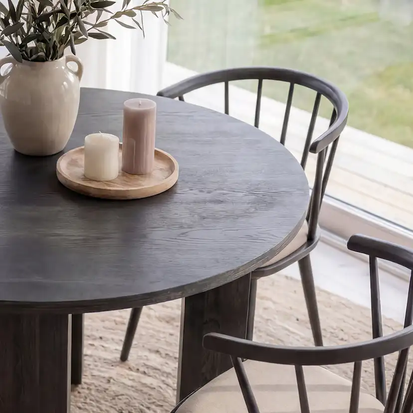 Matgrupp Venture Home Juno Ø120 cm med 4st Bobby Stolar