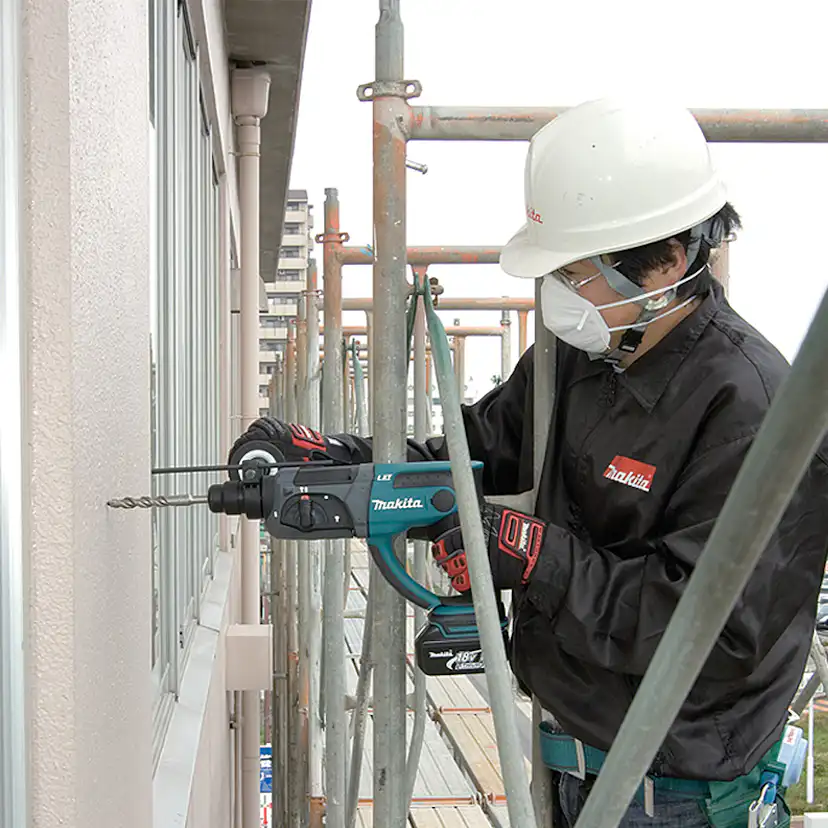 Borrhammare Makita LXT DHR202RTJ 18V med Batteri