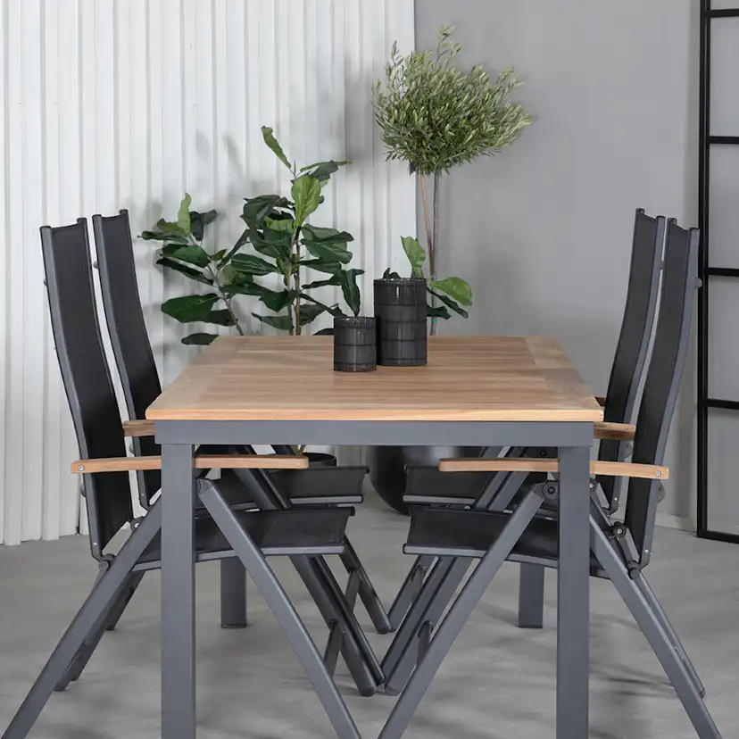 Matgrupp Venture Home Perla med 4 Perla Positionsstolar