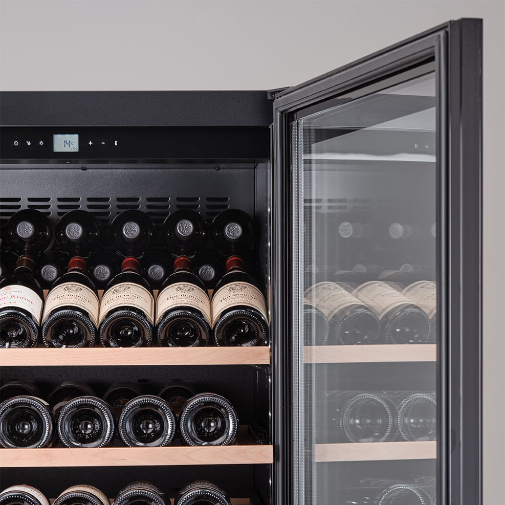 Vinlagringsskåp mQuvée Velvet 220 Glass