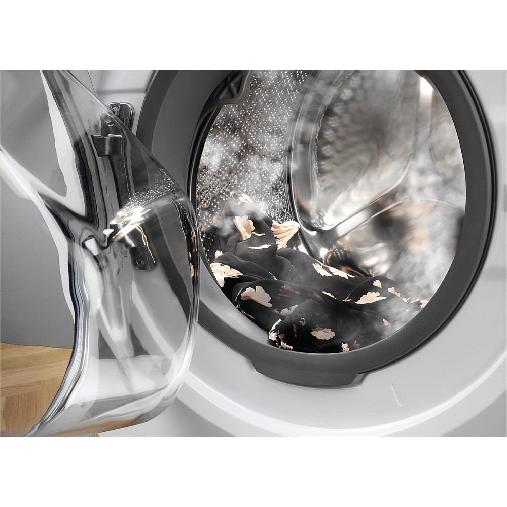 Frontmatad Tvättmaskin Electrolux TimeCare EW2F3048C1 med TimeManager och Invertermotor