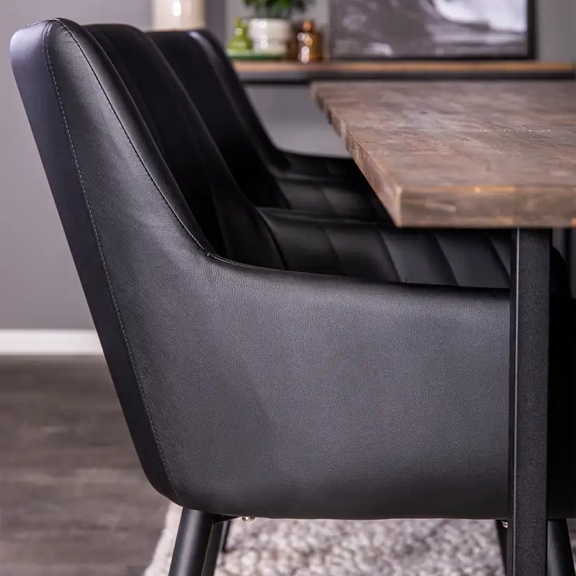 Matgrupp Venture Home Peo med 6 Corina Stolar Läder