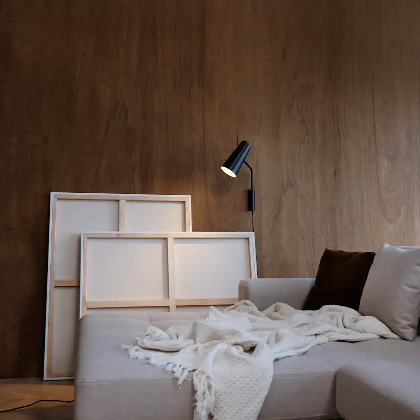 Vägglampa Dyberg Larsen Pallas