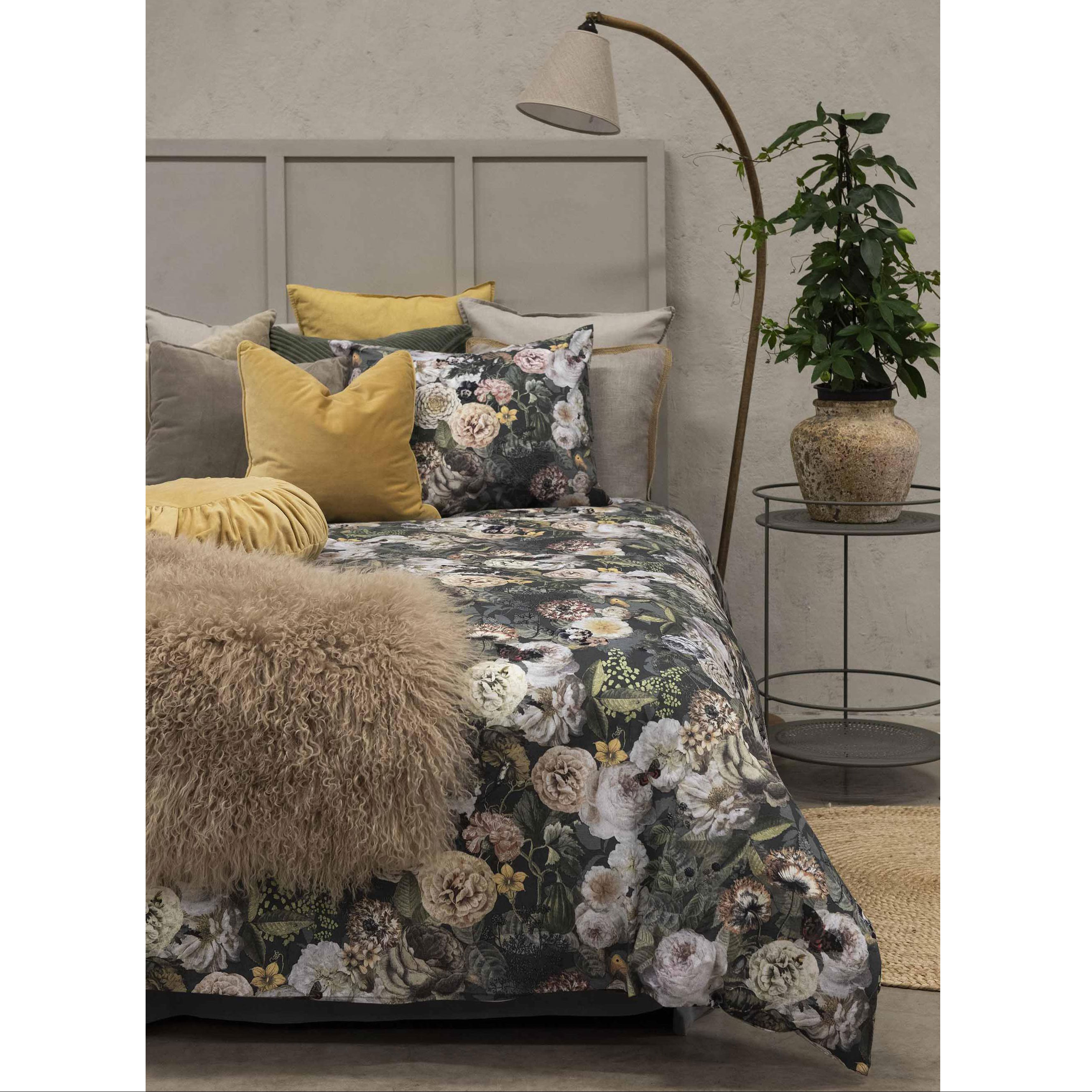 Påslakanset Borganäs of Sweden Abigail Enkelsäng