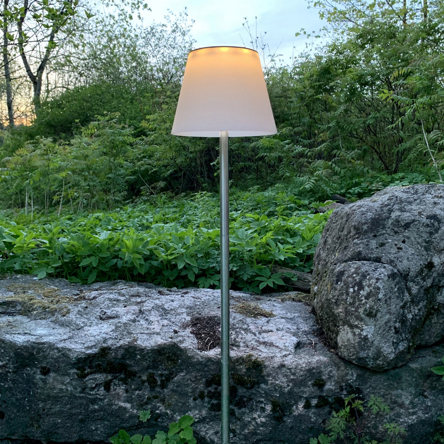 Solcellsdekoration Star Trading Solini Gång Belysn