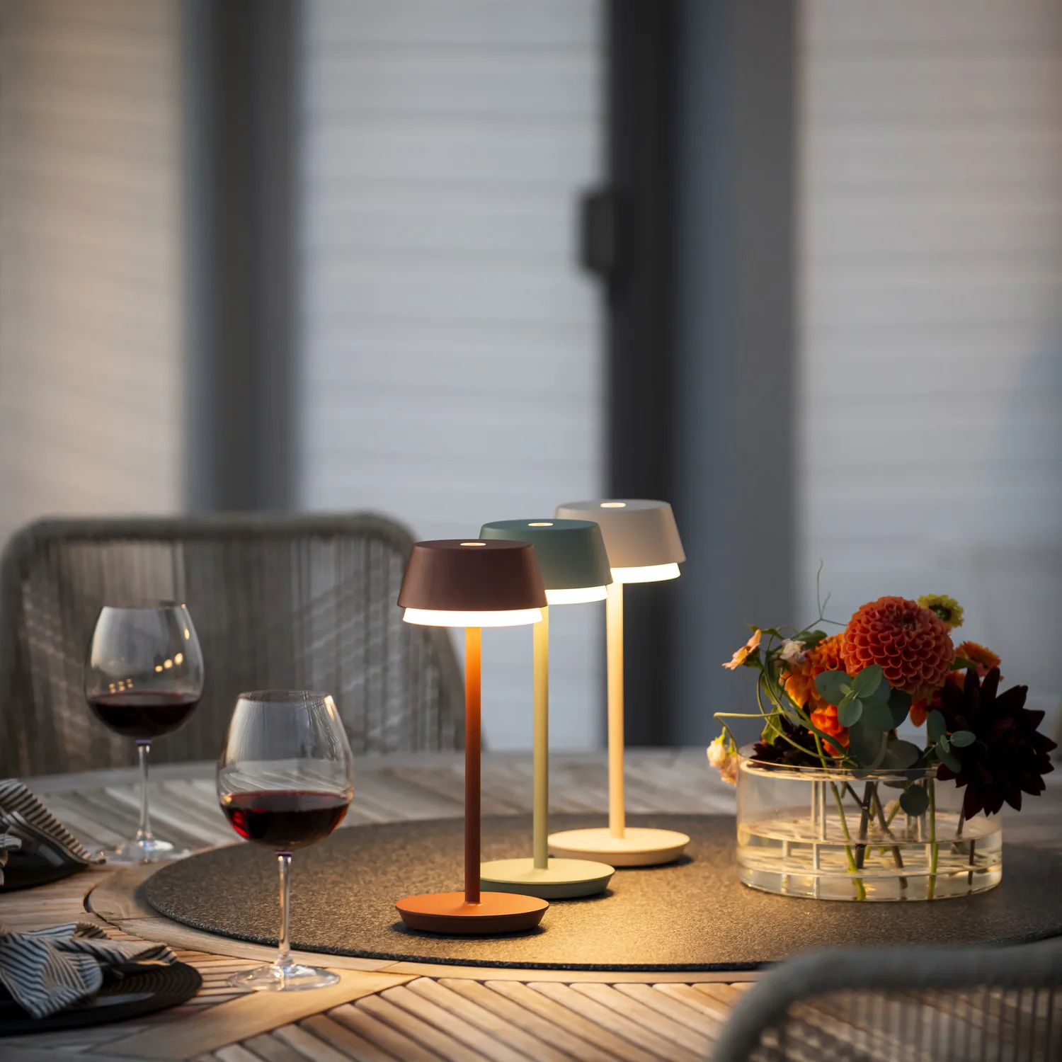 Bordslampa Gnosjö Konstsmide Lyon USB