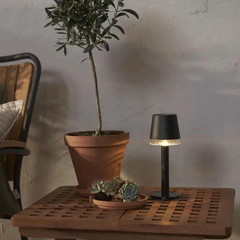 Solcellslampa Star Trading Parvus LED