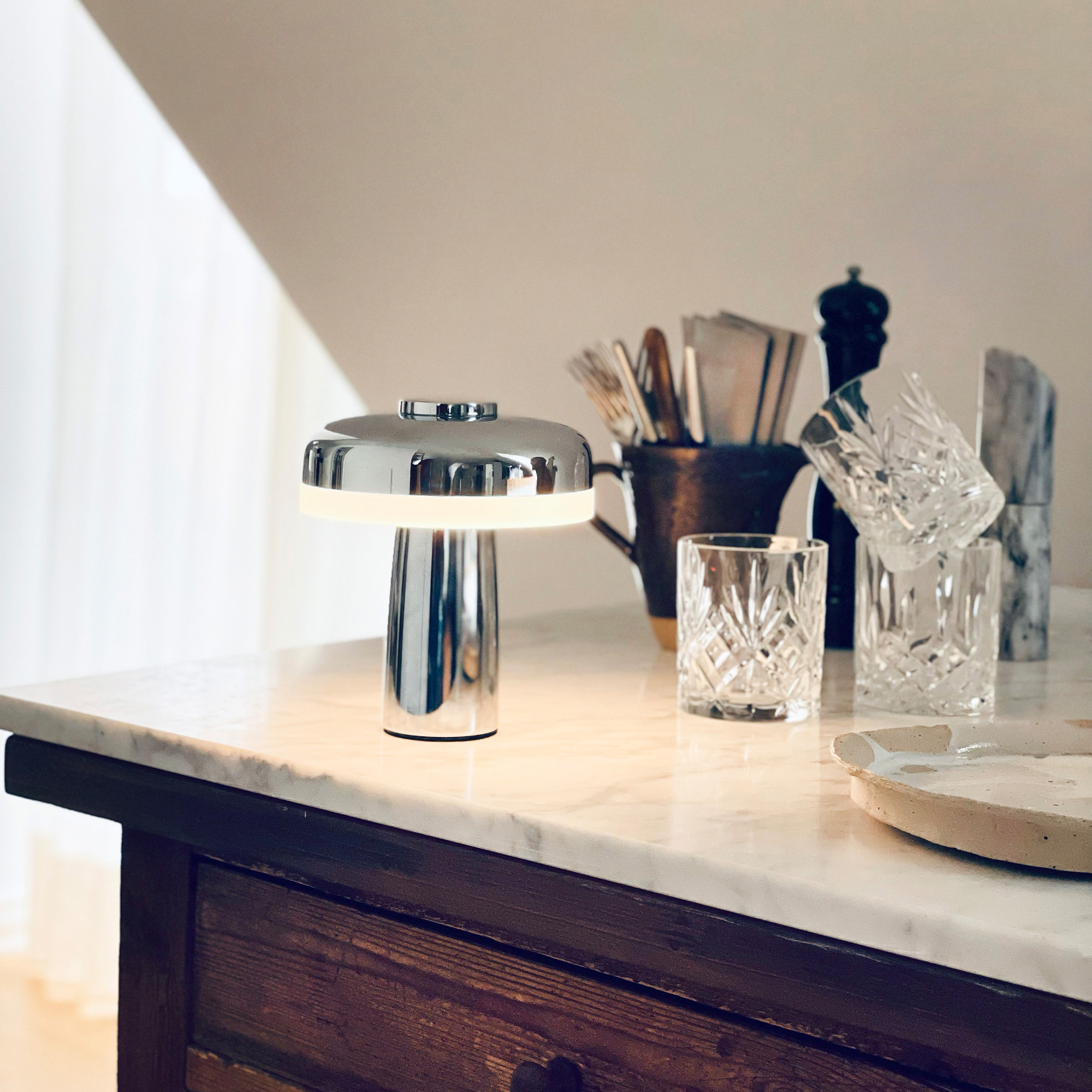 Portabel Bordslampa Dyberg Larsen Porter LED Uppladdningsbar