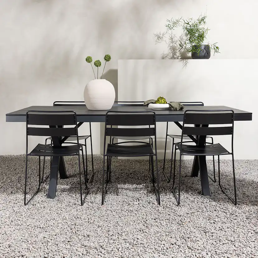 Garcia Diningtable Alumnium - Black / Rectangular 100*200* + Svart