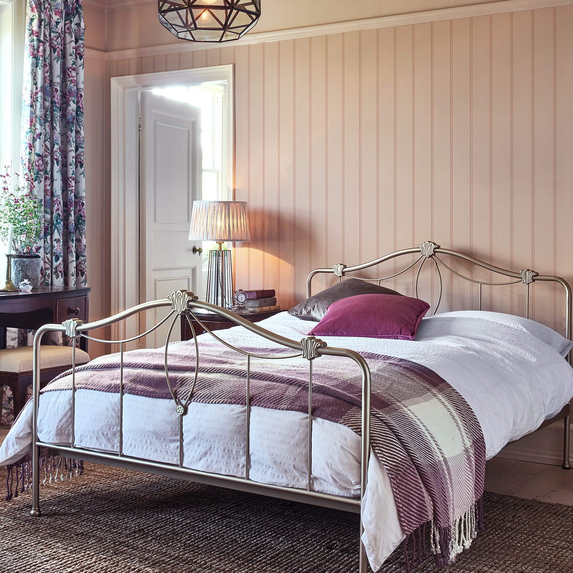 Tapet Laura Ashley Chalford Trä Panelling Plaster Rosa 122760