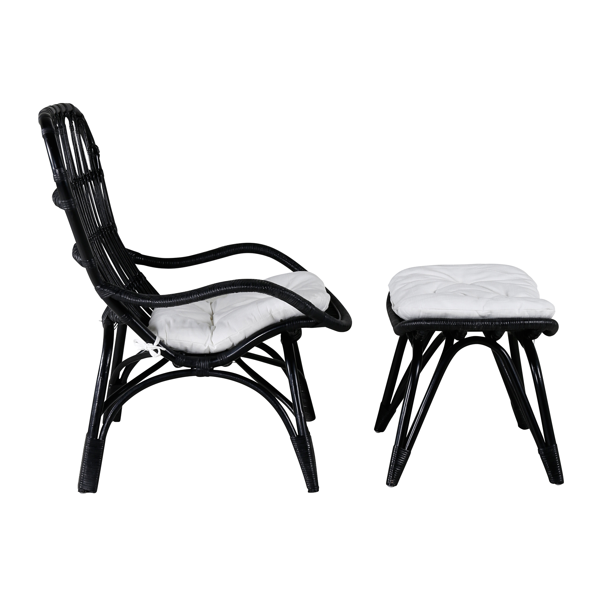 Ella Lounge Chair - BLACK rattan / Offwhite Cushion. inc. Ot Svart