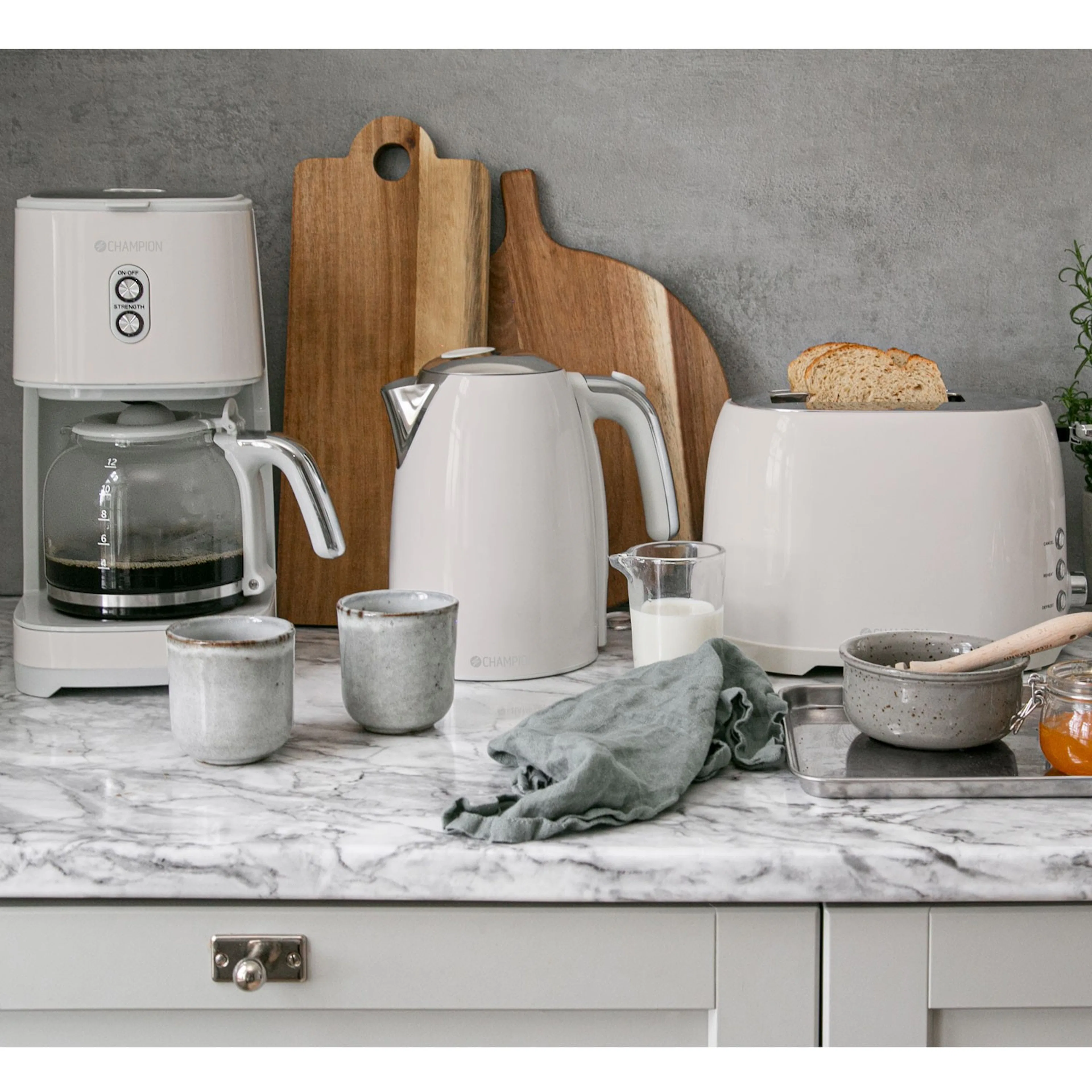 Brödrost Champion 2 skivor 800W BR610 Creme White Series