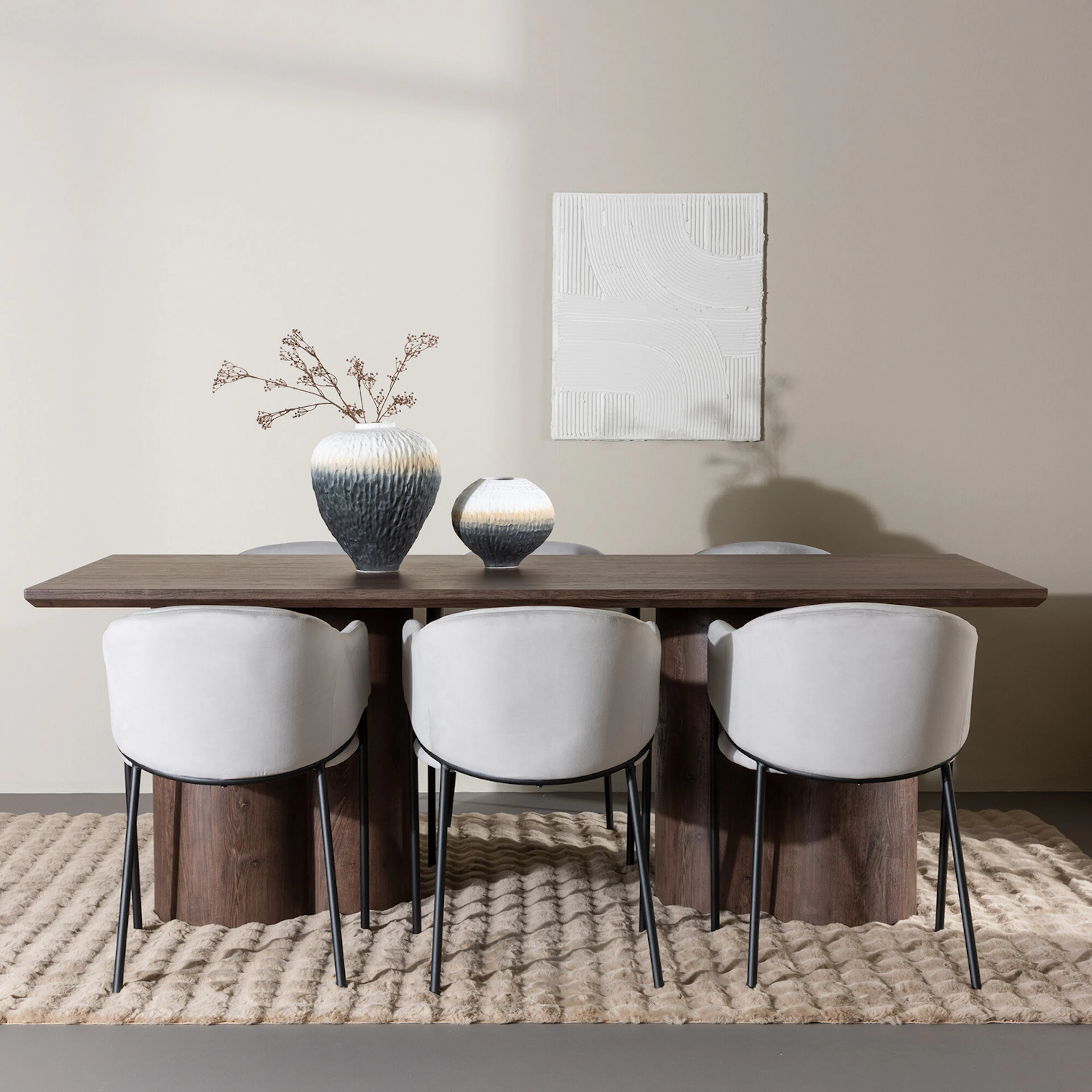 Olivia Dining Table with Evelina Dining Chair Mocka/Grå