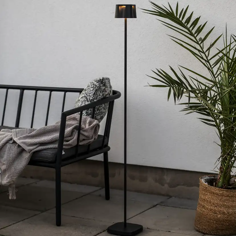 Golvlampa Gnosjö Konstsmide Nice USB