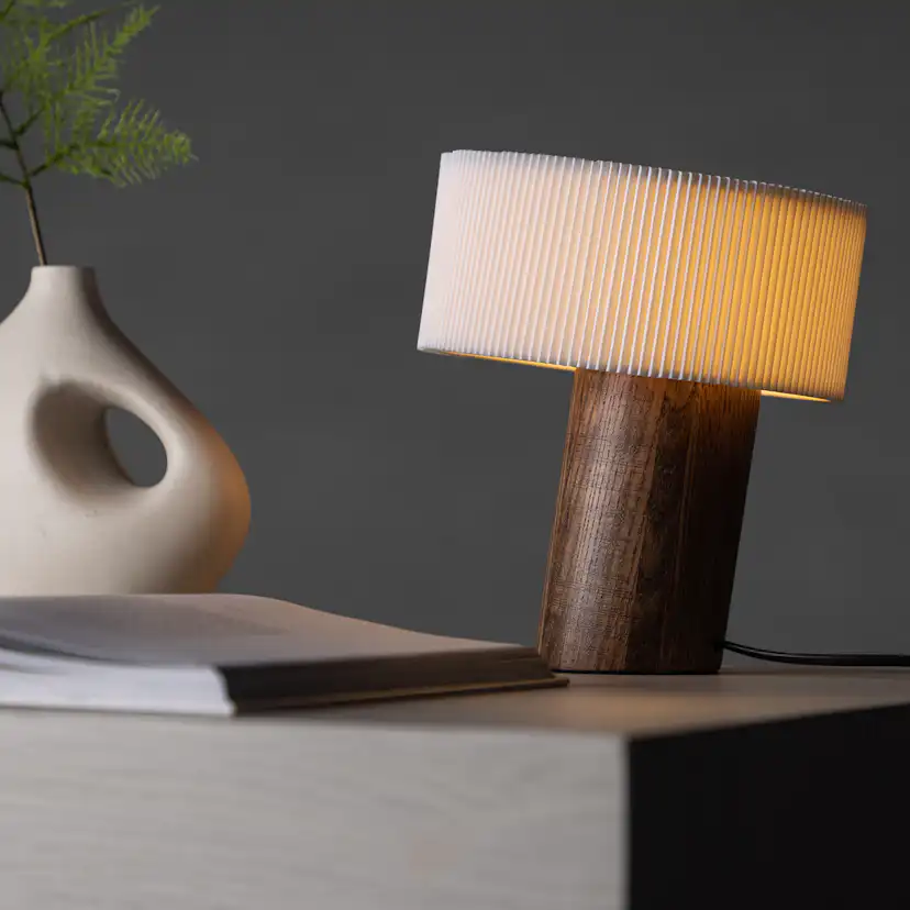 Bordslampa Venture Home Branäs
