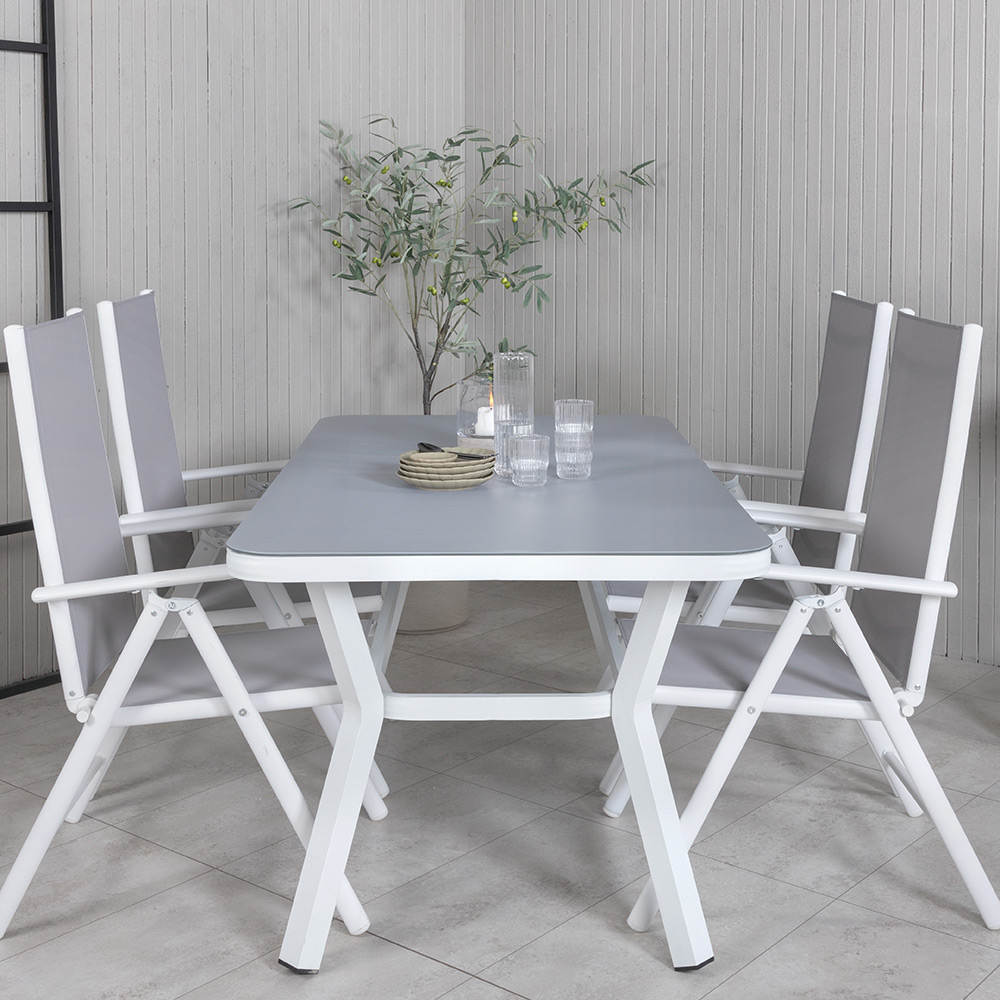 Matgrupp Venture Home Vyn med 4 Bend Matstolar