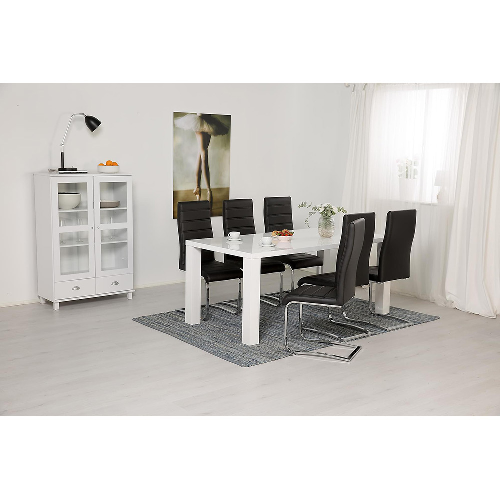Matgrupp In Living Cibus med 6 Stol In Livingar