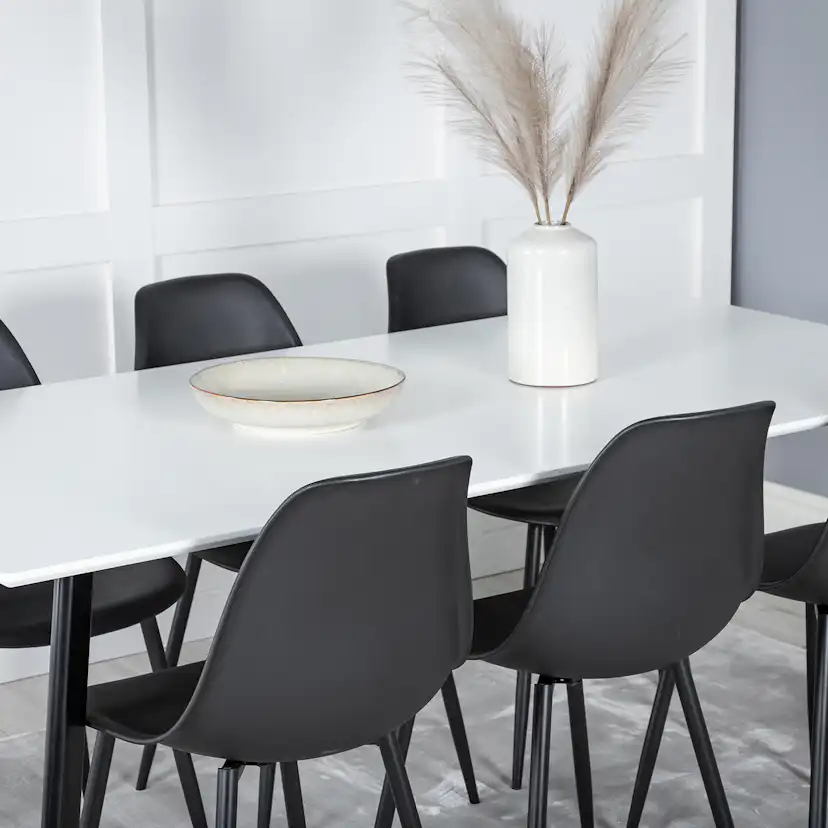 Matgrupp Venture Home Pobbie med 6 Pop Stolar