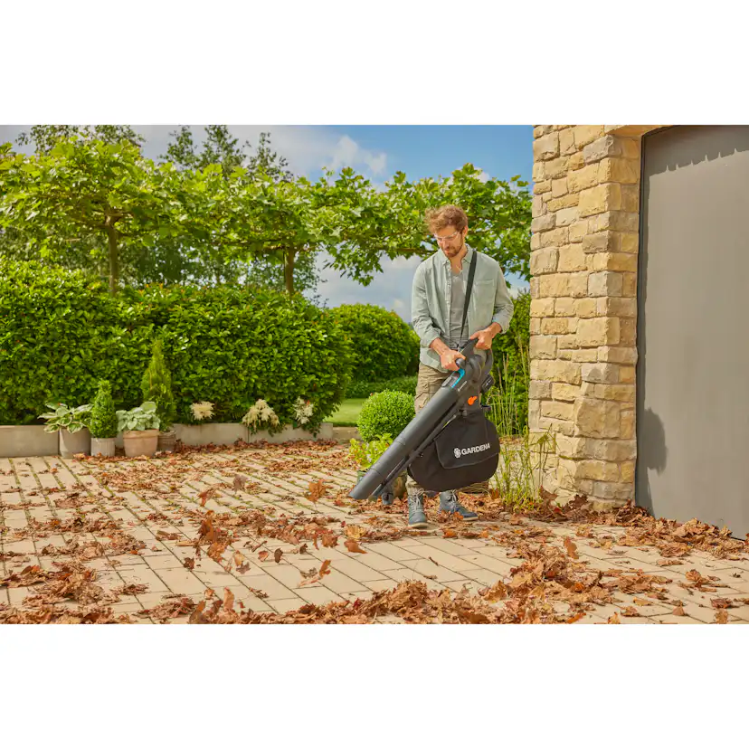 Lövblås/Sug Gardena PowerJet Collect 18V P4A Set