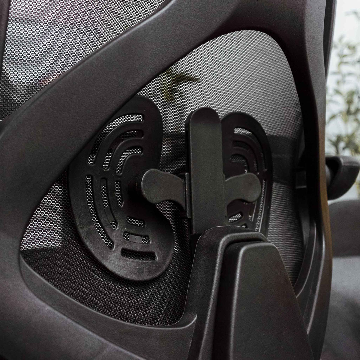 Kontorsstol Lykke Office Pro Stol med Andningsväv & Utdragbart Fotstöd